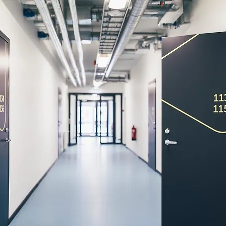 Airport بيت شباب *