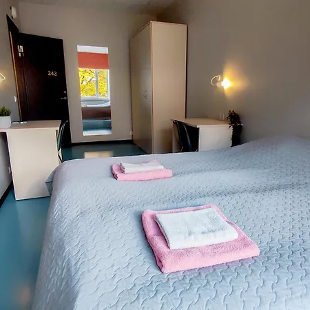 Airport بيت شباب *