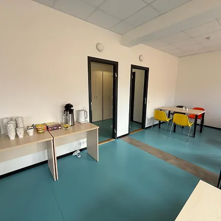 Hostel Airport